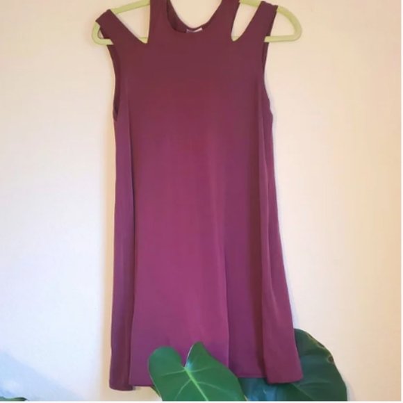Alya Maroon Open Shoulder Dress - Picture 1 of 1